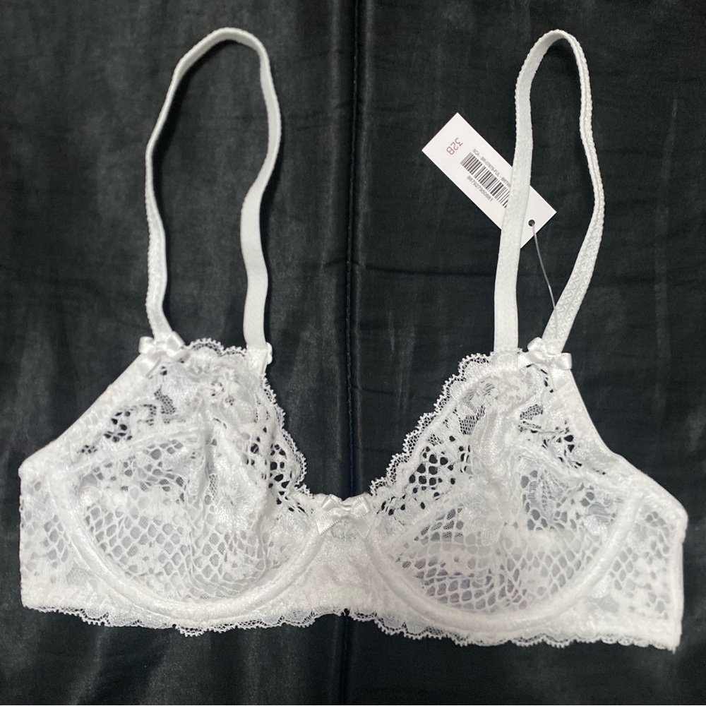 Adore Me Cinthia Unlined Bra